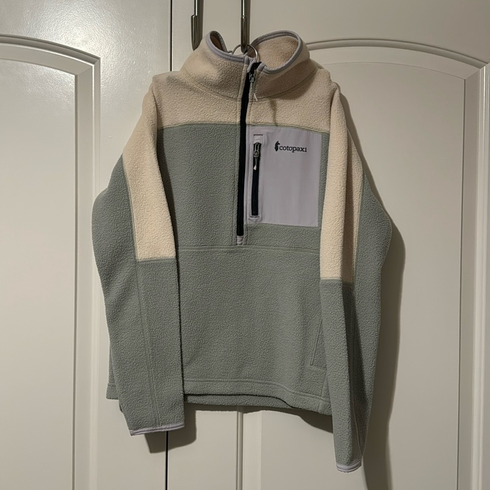 Cotopaxi Half Zip Fleece Size XS